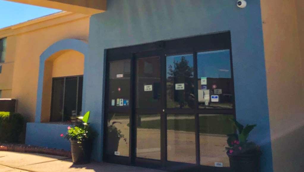 Oyo Hotel Lincoln Airport Ne, Hwy 80 Zewnętrze zdjęcie